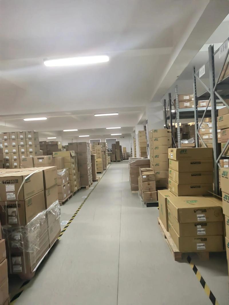 电子元器件市场最新动态：供应商如何应对挑战与机遇